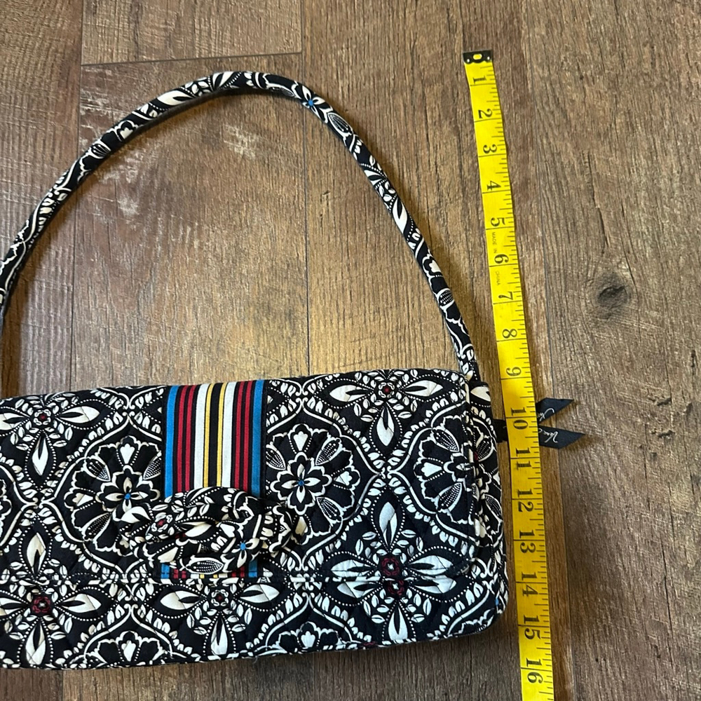 Women's Vera Bradley Shoulder Bag Black White Floral - Picture 7 of 10